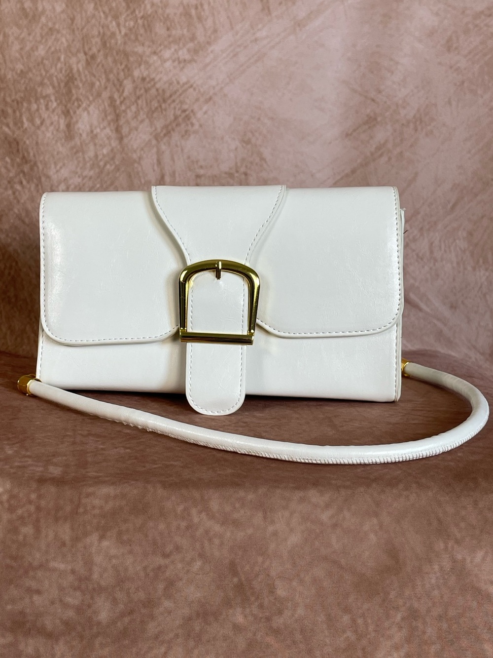 White Chain-Accented Shoulder Bag vegan leather New no tag